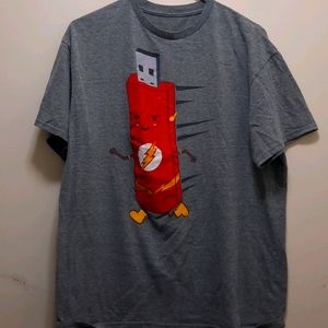 Large flash t-shirt used in good condition